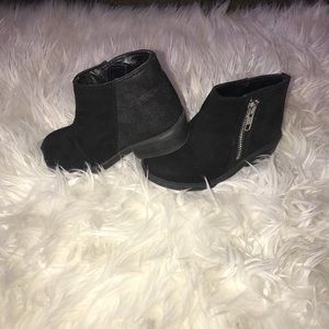 Cat & Jack Girl’s Boots